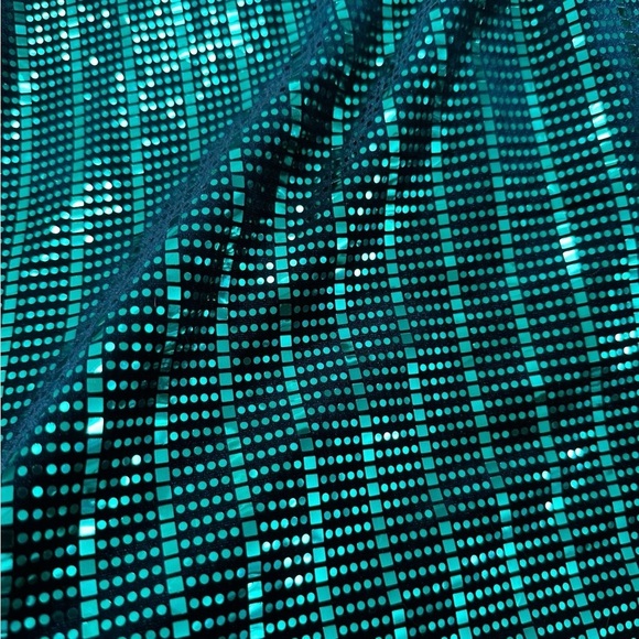 Elegant Green Sequin Dress - Picture 16 of 17